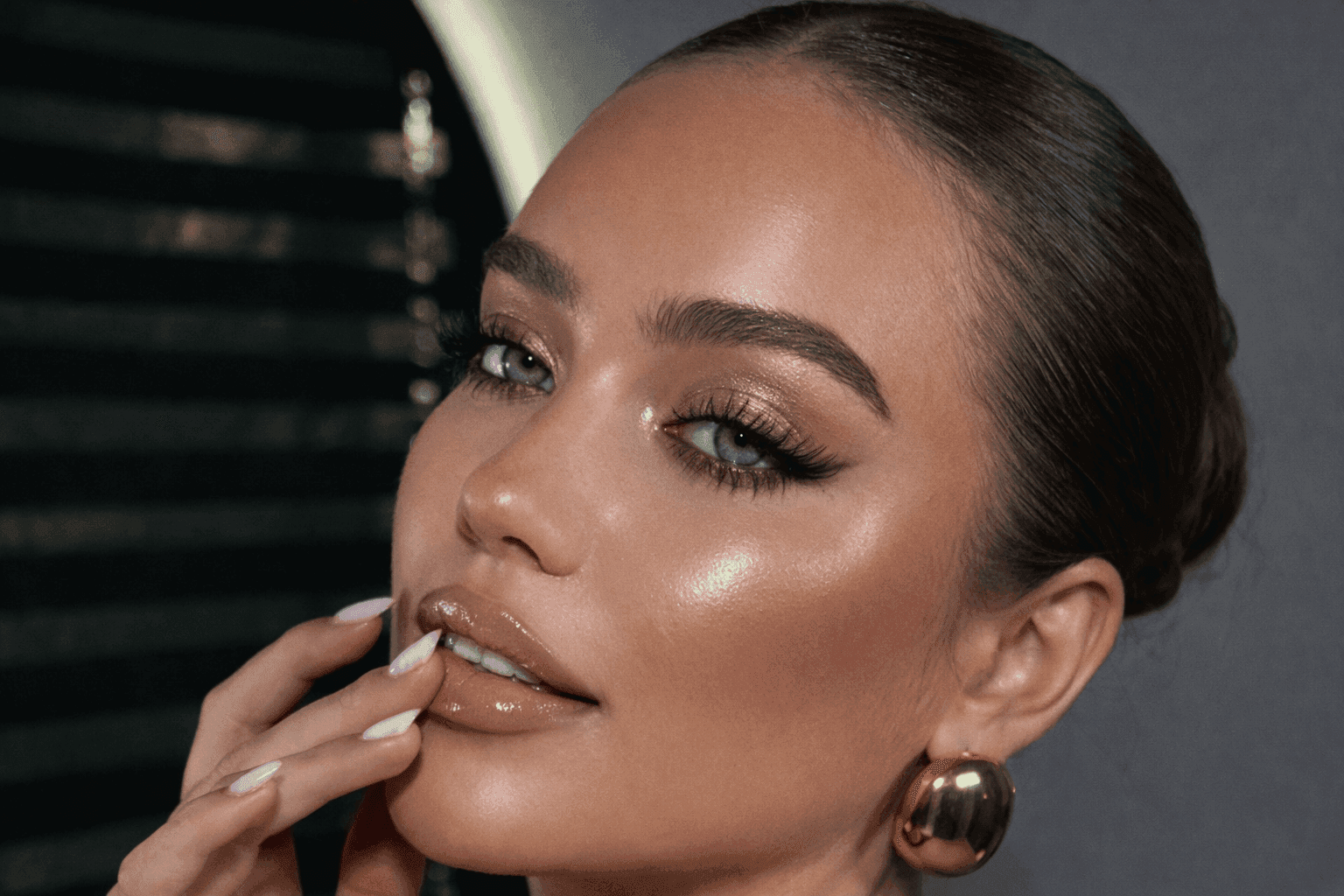 4Birthday Makeup That Hits Different in Dubai.png