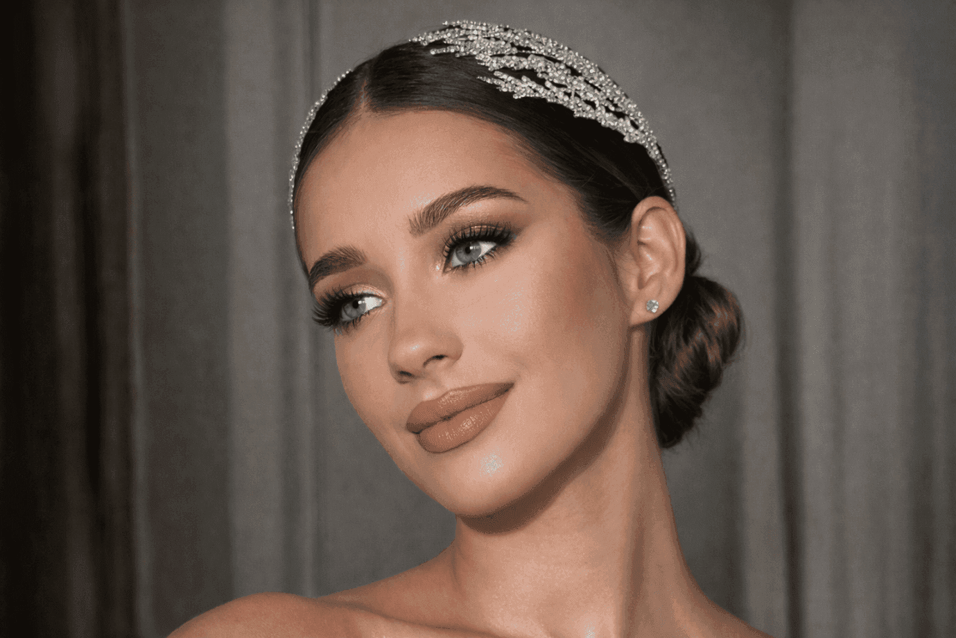 5Wedding Makeup Trends in Dubai.png
